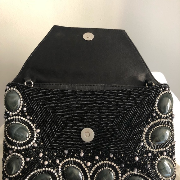 Stuart Weitzman Clutch Stone Studded Bay - Picture 8 of 8